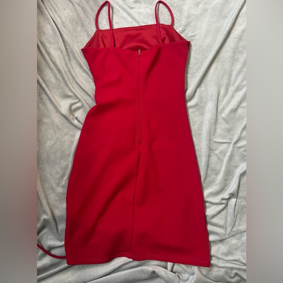 Red Windsor Dress Size Small - Picture 3 of 3